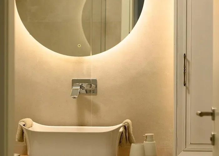 Luxury A'more