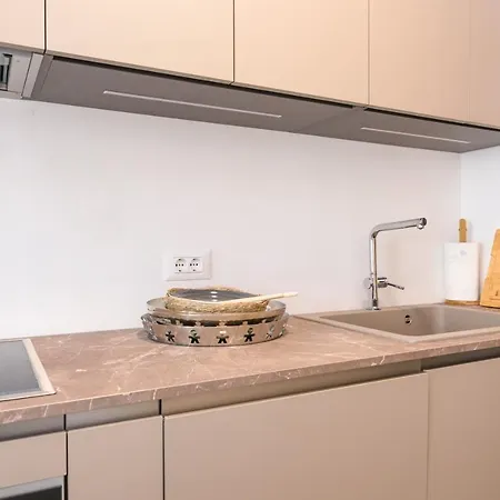 Apartment Luxury A'more *