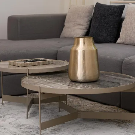 Luxury A'more Apartment Split